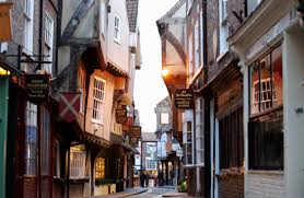 YORK SHOPPER / SIGHTSEEING (09.00 – A)