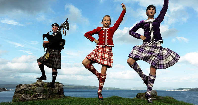 Scotland – Hogmanay at the Highlander